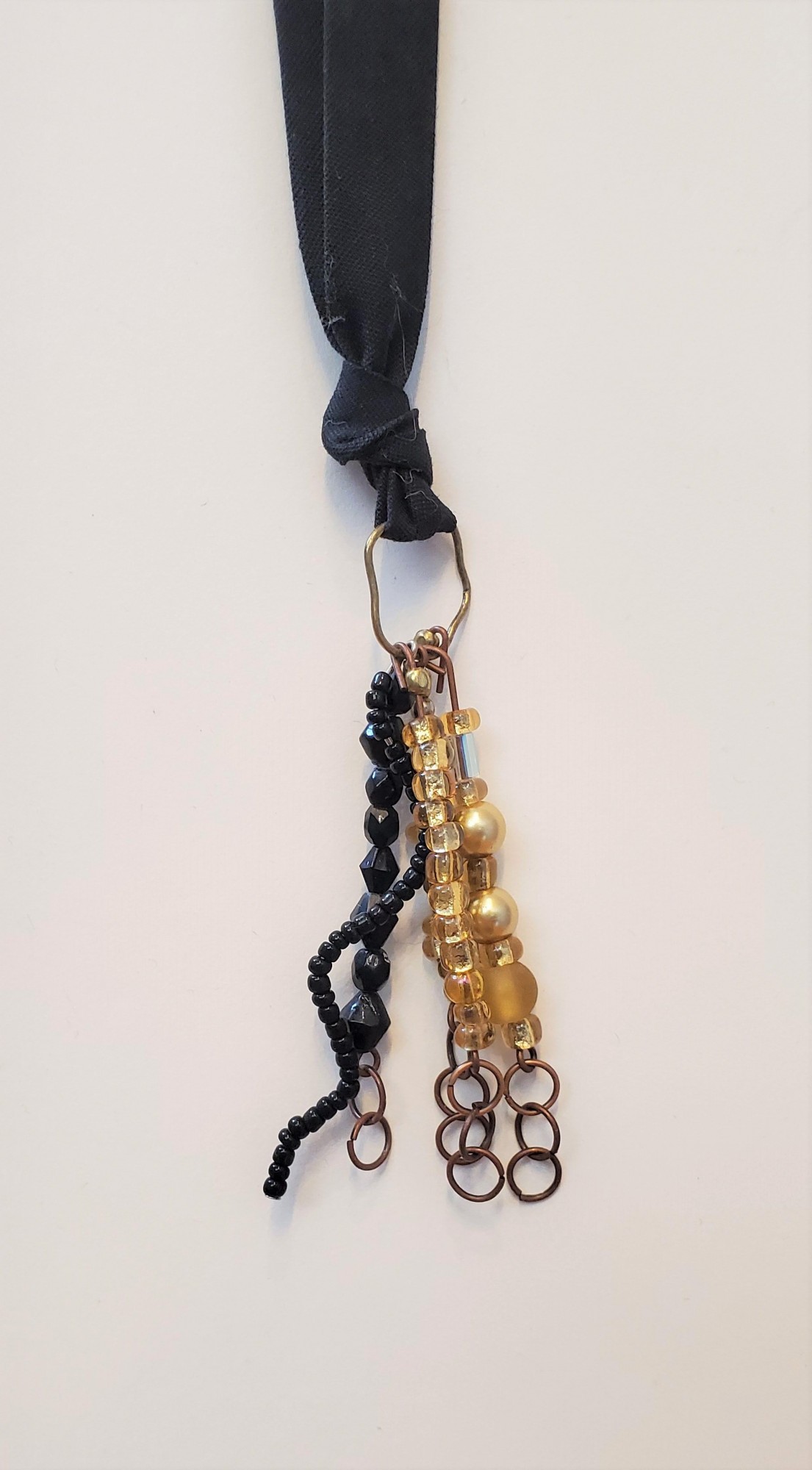 Beaded Pendant Ribbon Necklace